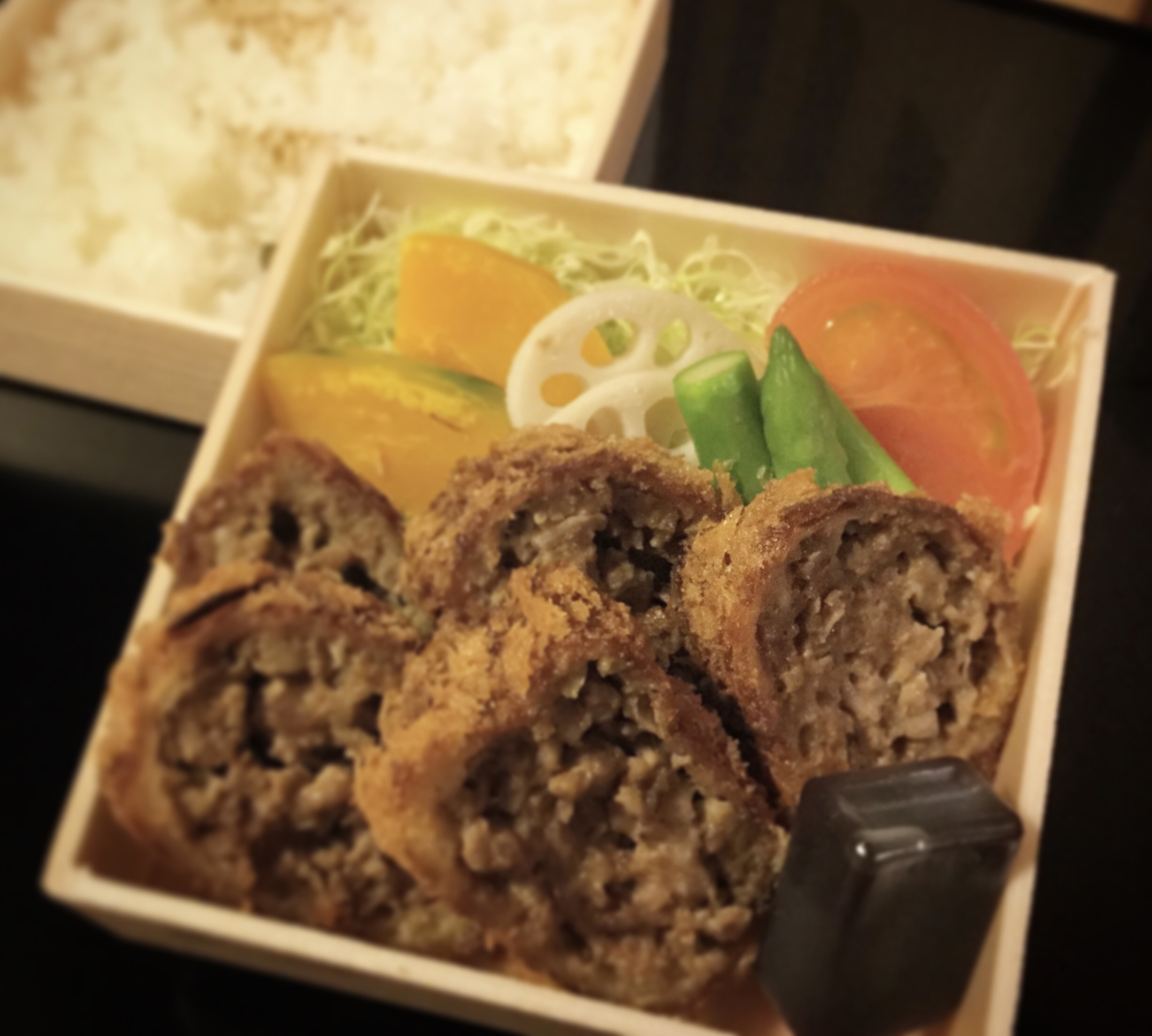 和牛100%メンチカツ弁当1,944円